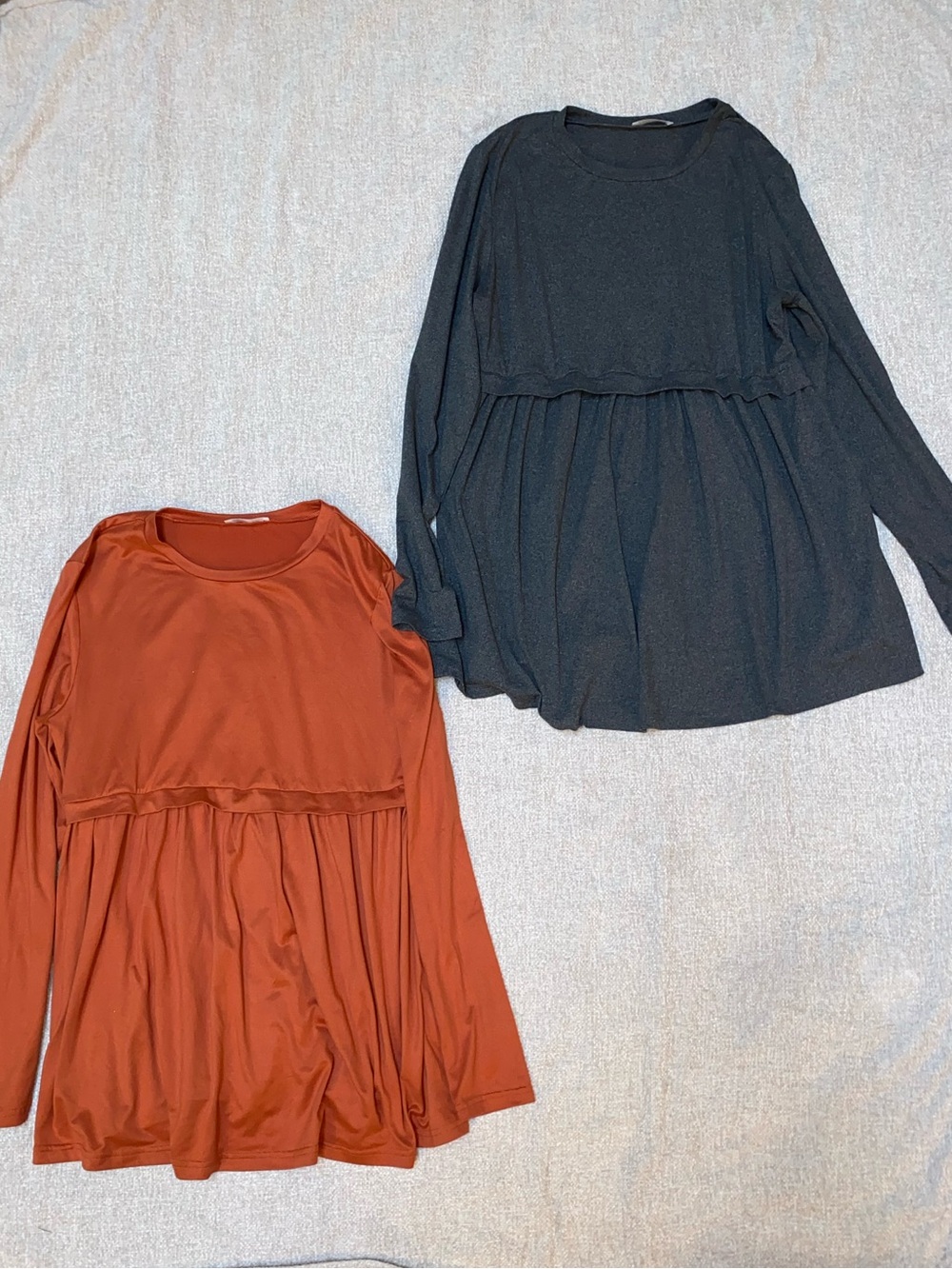 Ekouaer Lot of 2 Babydoll Tunic Tops Size L Rust Orange Charcoal Grey Set